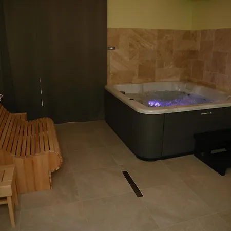 Di Montagna Wellness & Appartamento