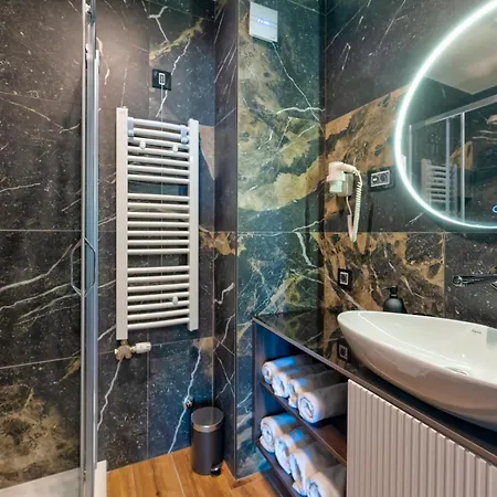 Di Montagna Wellness & * זלאטיבור