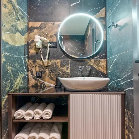 Di Montagna Wellness & *